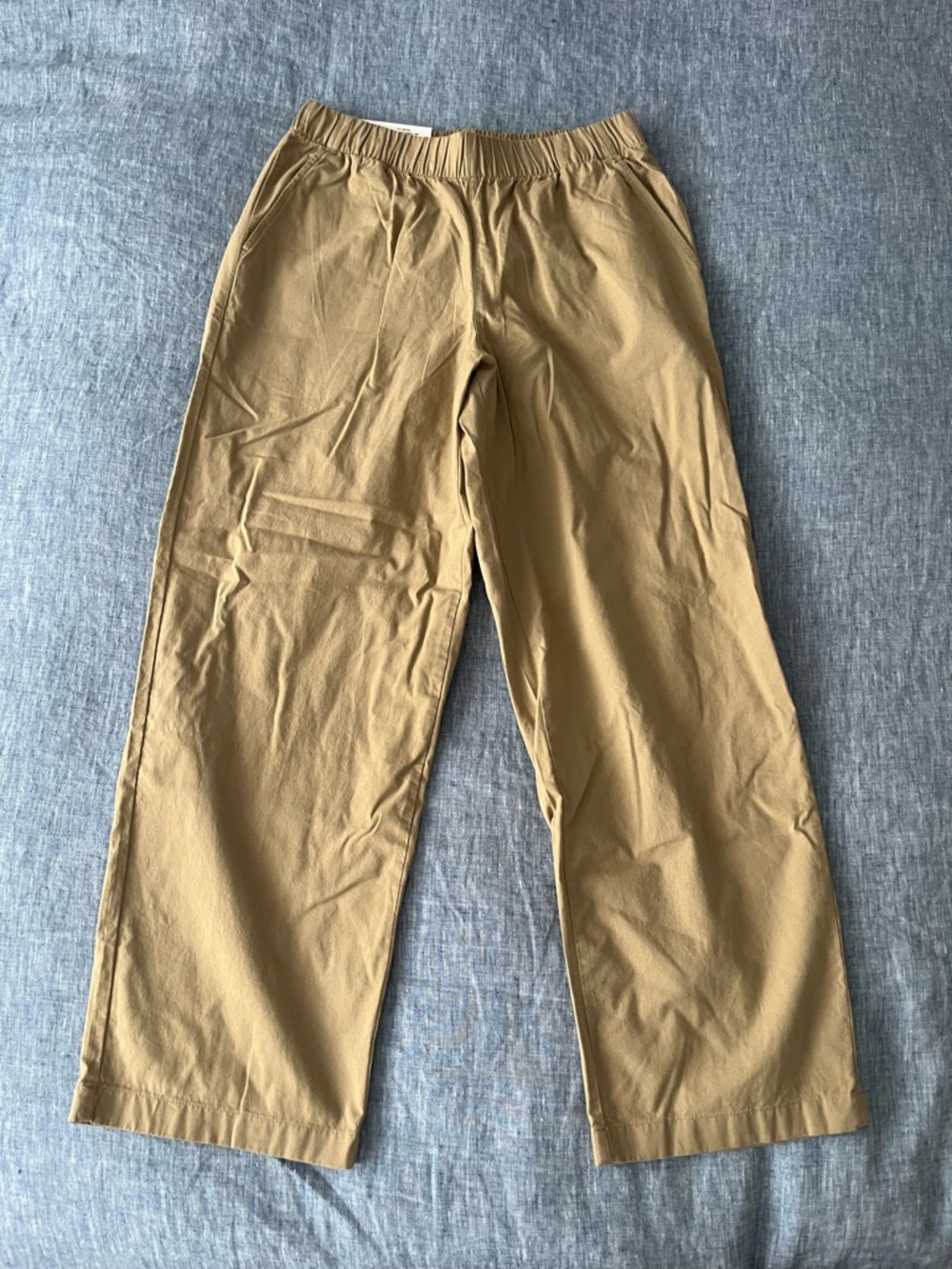 Brand New Uniqlo Relaxed Cropped Chino Pants